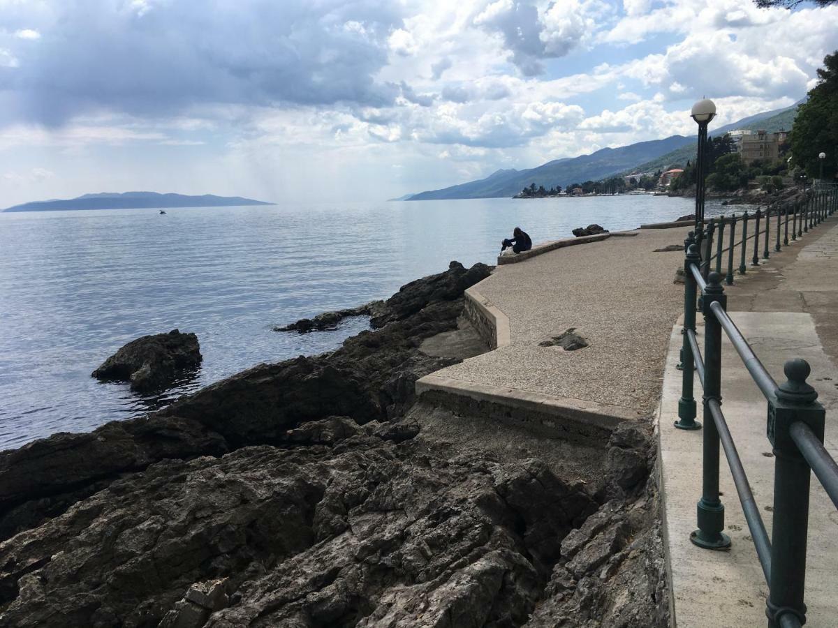Seaview Volosko Apartment Opatija Exterior foto